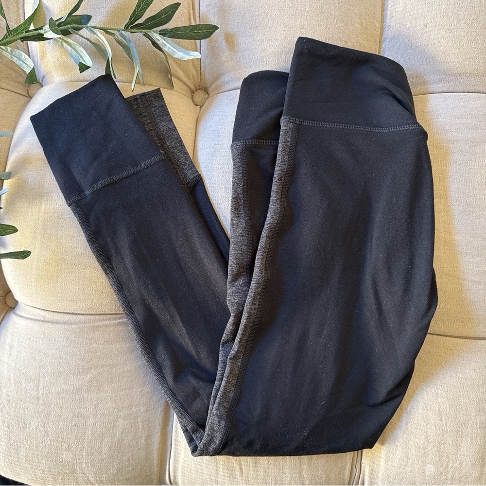 Vuori Elevation Black Gray Leggings size Small